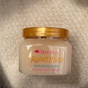 Tree Hut Tropical Mango Shea Sugar Scrub - Gold and Pink